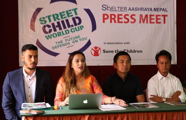 नेपाली सडक बालबालिकाले विश्व कप खेल्दै