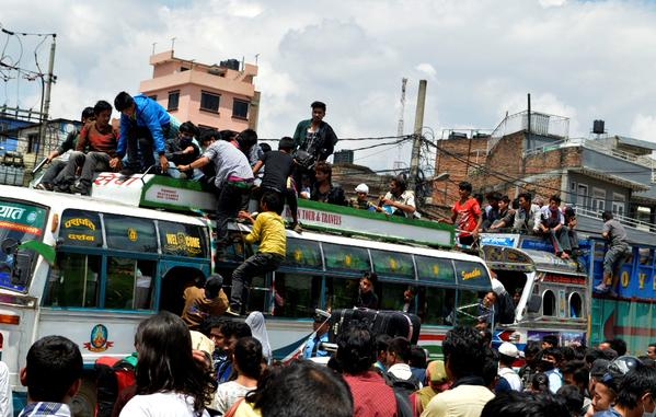 २२ लाखले काठमाडौं छाडे, उपत्यका सुनसान