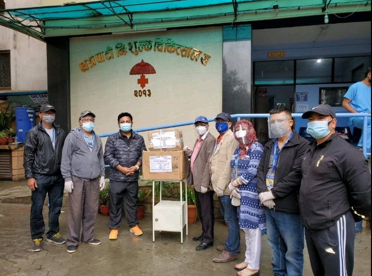 नेपाल हस्तकला महासंघद्वारा विभिन्न स्वास्थ्य सामग्री सहयोग