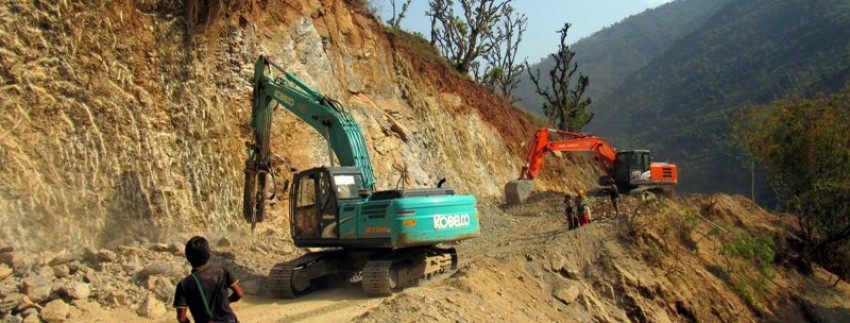 मध्यपहाडी राजमार्ग : १४ वर्षमा ६८ प्रतिशत मात्र प्रगति, तोकिएको अवधिमा सम्पन्न नहुने