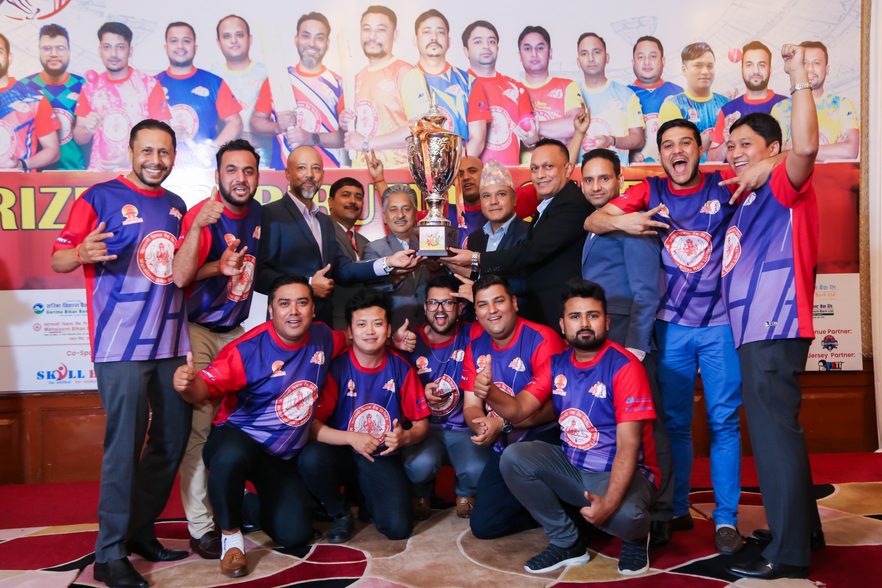 महालक्ष्मी कर्पोरेट क्रिकेट लिग प्रथम संस्करणको विजेता आईसीएफसी फाइनान्स