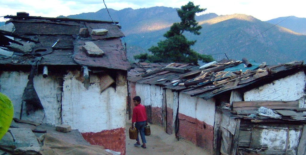 १७.५ प्रतिशत नेपाली बहुआयामिक गरीबीमा