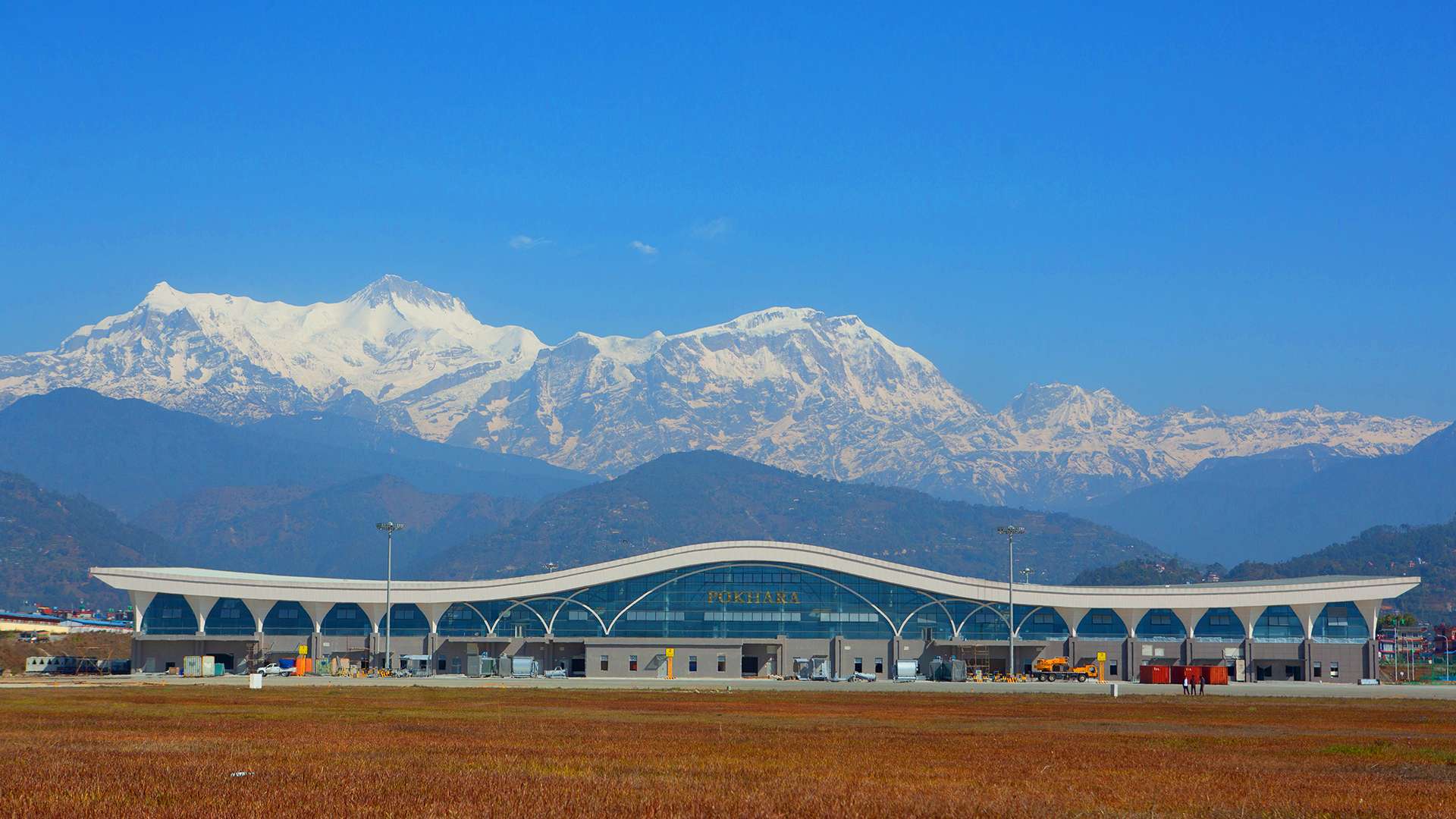 पोखरा अन्तर्राष्ट्रिय विमानस्थलभित्रको पार्किङ शुल्क घटाउन माग