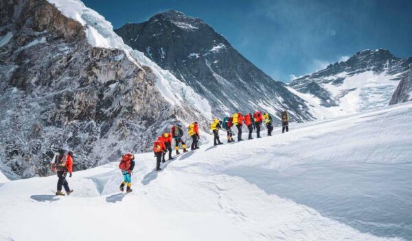 सरदकालीन याममा ४३६ विदेशी पर्यटकलाई हिमाल आरोहणको अनुमति, ४ करोड १० लाख रोयल्टी संकलन