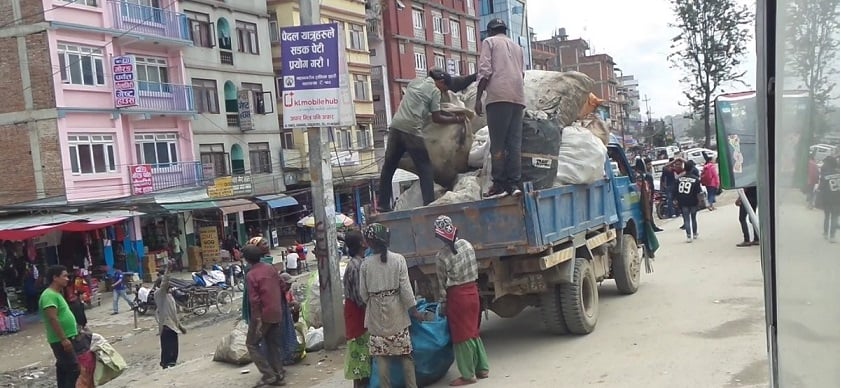 कवाडी सामान निकासीमा कर, विरोधमा व्यवसायी