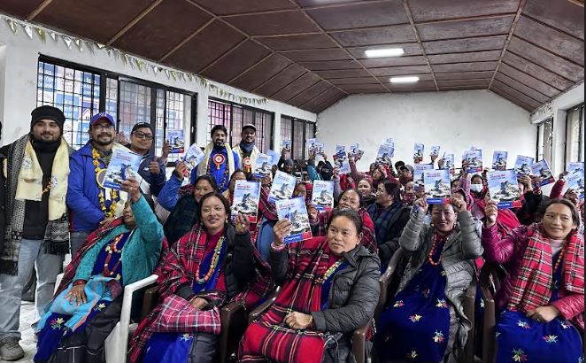 अन्नपुर्ण आधार शिविरमा माछापुच्छ्रे बैंककाे वित्तीय तथा डिजिटल साक्षरता कार्यक्रम