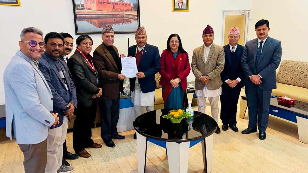 चाँदी आयात खुल्ला गर्न सुनचाँदी व्यवसायी महासंघकाे आग्रह