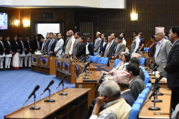 संसद बैठक फेरि अवरुद्ध, गृहमन्त्रीमाथि विवादले वातावरण तातेको