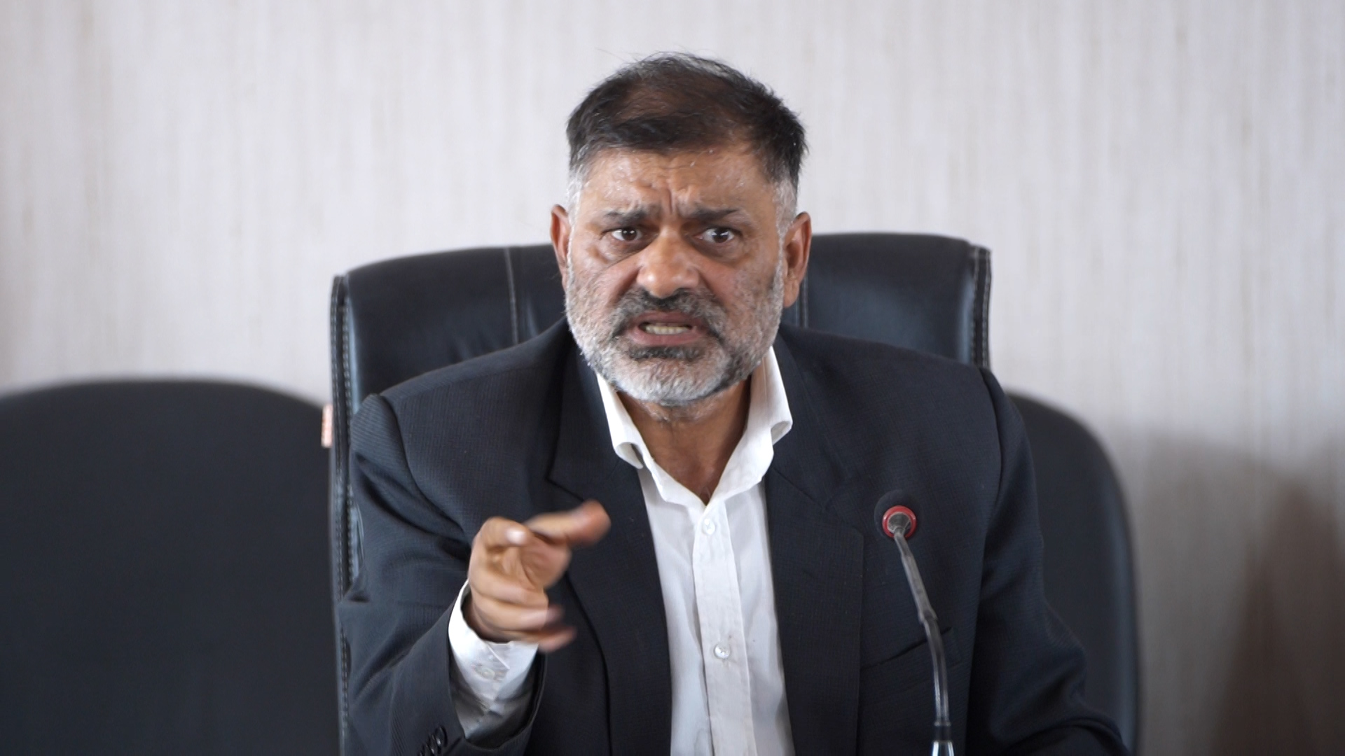 एमआरपी लागू भए नभएको हेर्ने कामलाई ‘आतंककारी’ शैली भन्न मिल्दैन – महानिर्देशक दाहाल