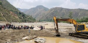 रोशी खोलाले बगाएको बीपी राजमार्ग संचालन गर्ने तयारी