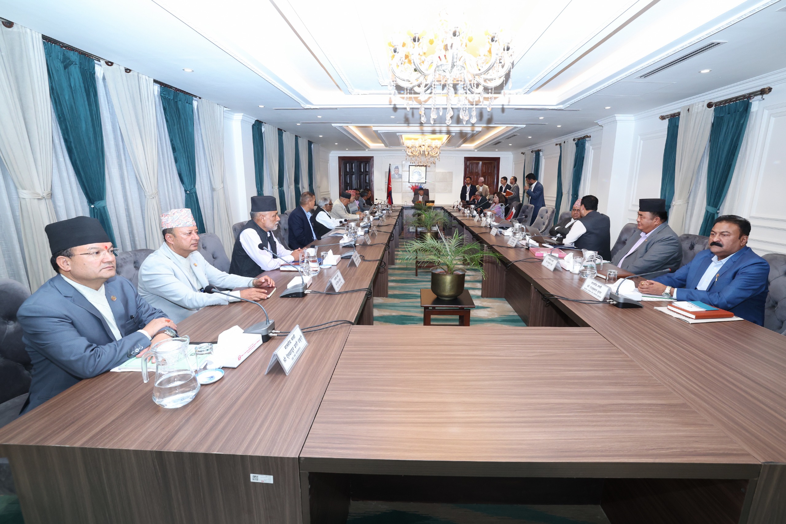 बजेट स्वीकृत गर्न मन्त्रिपरिषद् बैठक बस्दै