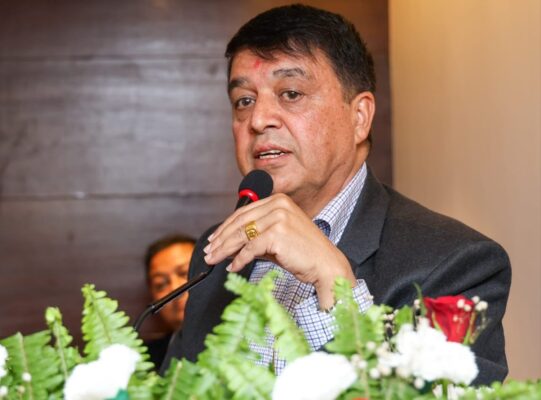 नेपालमा प्रशस्त सम्भावना रहेको भन्दै विदेशी व्यवसायीलाई लगानी गर्न चन्द्र ढकालको आग्रह