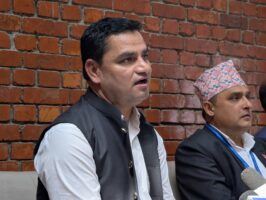 एकै साथ ११ कानुन तथा नीति ल्याउने तयारीमा स्वास्थ्य मन्त्री पौडेल