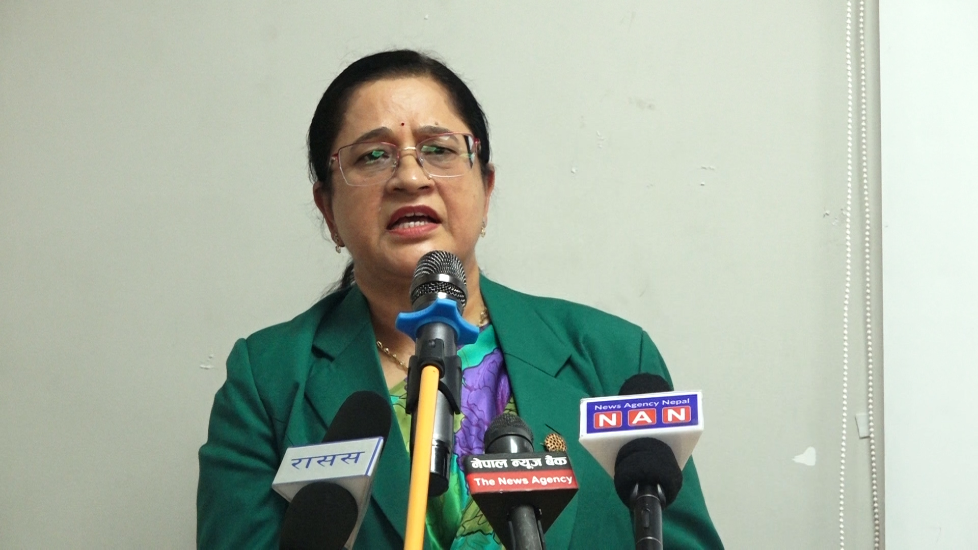 राष्ट्र बैंकले लिएका नीतिबाट लाभ लिन आवश्यक छ – डेपुटी गभर्नर ढुंगाना