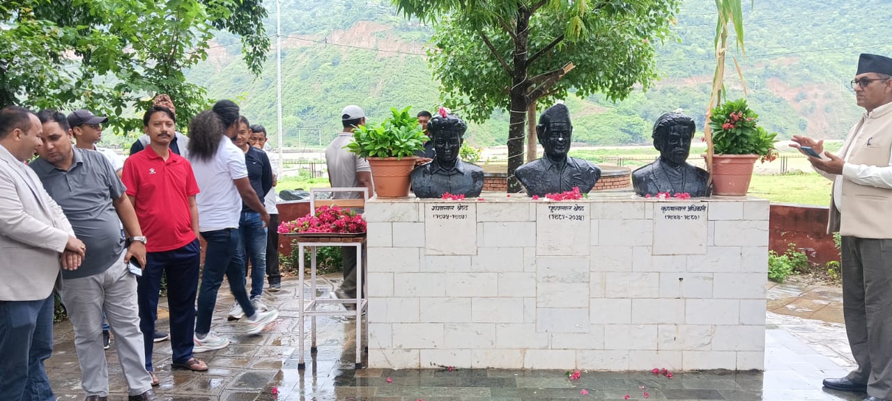 रामेछापमा पुष्पलाललाई यसरी सम्झियो