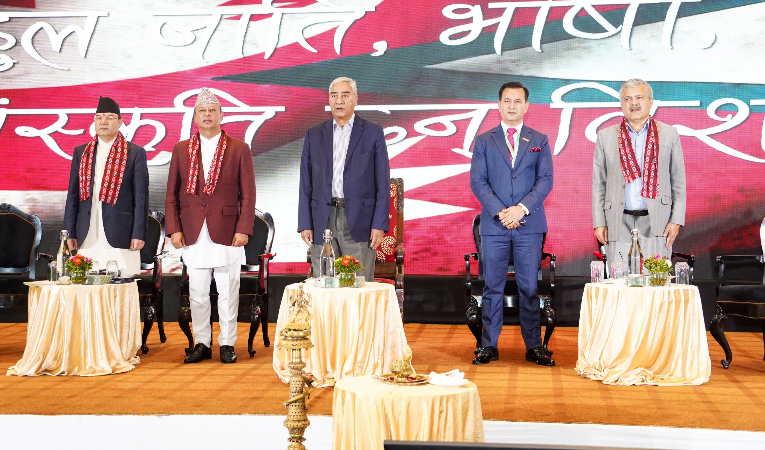 “विद्युत् उत्पादन मात्रै होइन, व्यापारमा पनि निजी क्षेत्रको भूमिका हुनुपर्छ” — देउवाको आग्रह