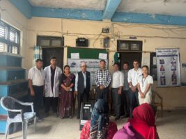 सांग्रिला डेभलपमेन्ट बैंकद्वारा रोल्पाको प्राथमिक स्वास्थ्य केन्द्रलाई अक्सिजन कन्सेन्ट्रेटर हस्तान्तरण