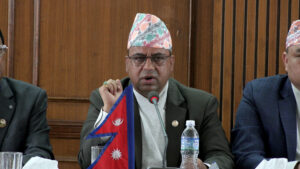 पर्यटकीय सम्भावना बोकेको सुदूरपश्चिमा लगानी गर्न मन्त्री पाण्डेको आह्वान