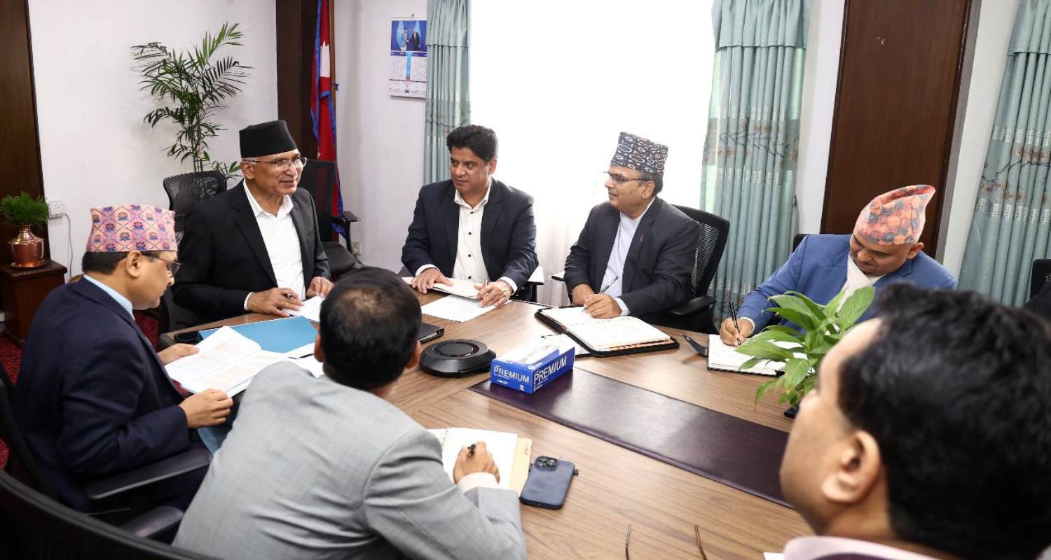 बजेट कार्यान्वयनका लागि उद्योग मन्त्रालयसँग छलफल, प्रदूषण नियन्त्रणदेखि रोजगारी सिर्जनासम्मका योजना