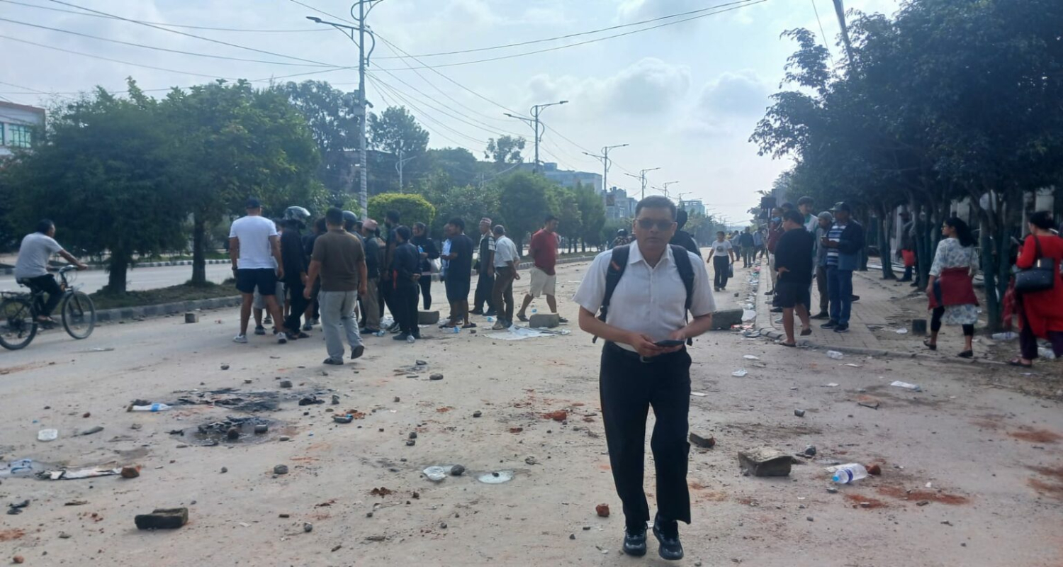 देशभर प्रदर्शनमा आगजनी, उपत्यकामा कर्फ्यू उल्लंघन