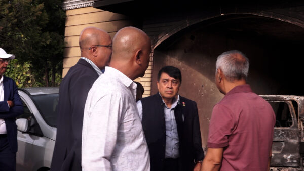 अध्यक्ष ढकालको टोलीले गरे उपेन्द्र महतोको क्षतिग्रस्त घरको अवलोकन