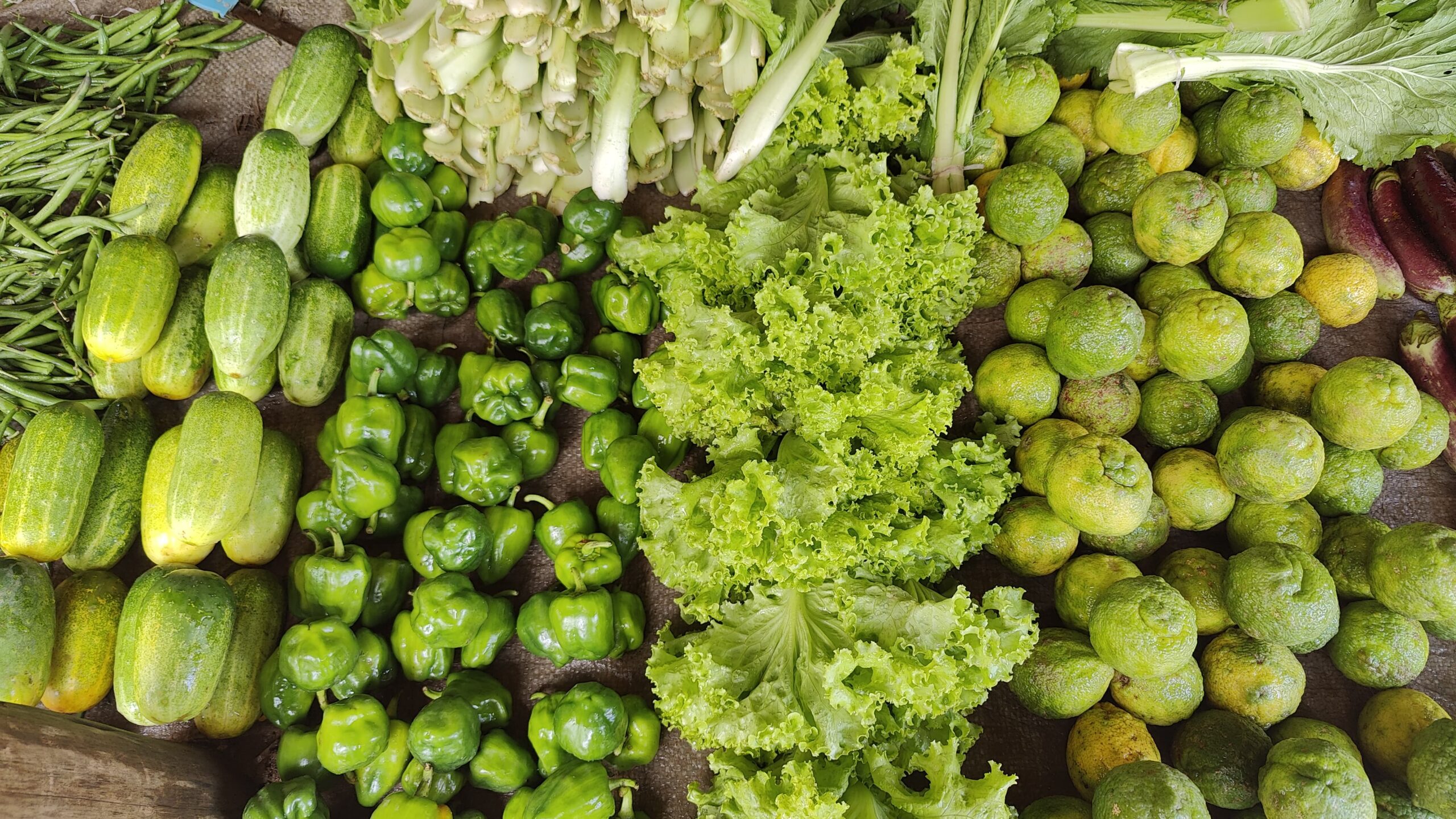 यस्तो छ, आज तरकारी र फलफूलको मूल्य