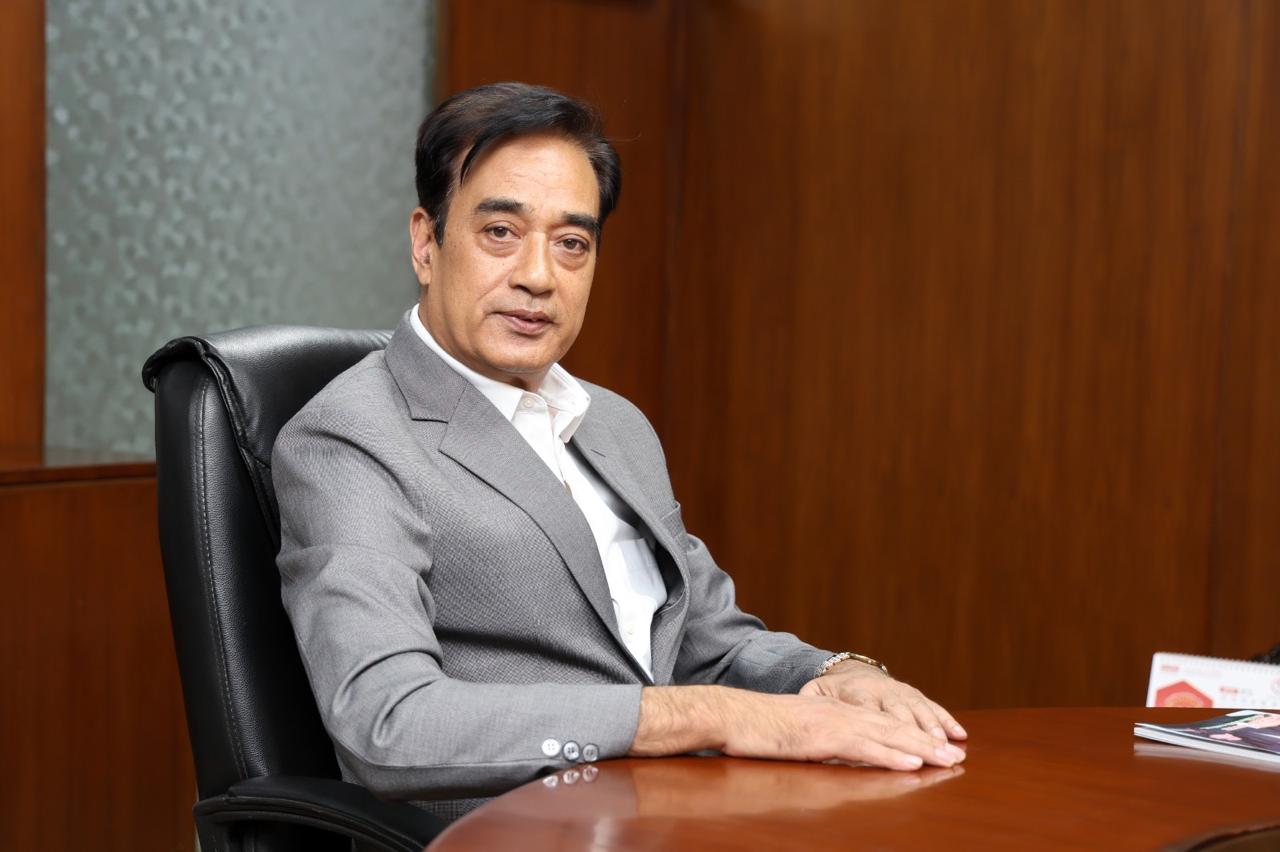 क्षतिग्रस्त सरकारी सम्पत्तिको पुनर्निमार्णका लािग राहत कोष खडा गर्न राजेन्द्र मल्लको आग्रह