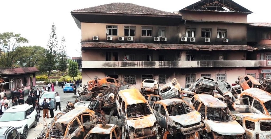 जेनजी आन्दोलन : एक हजार ४२ वटा सरकारी सवारीसाधनमा आगजनी