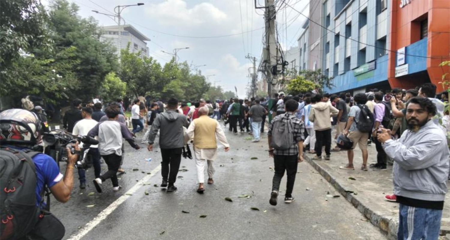 काठमाडौंमा आपत्कालीन कर्फ्यु लागू