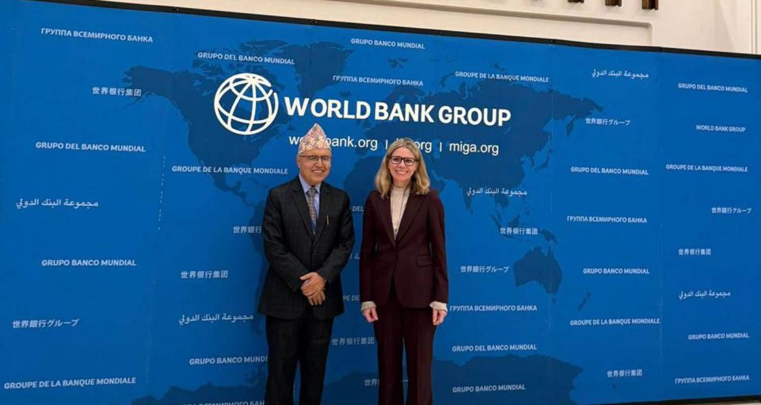 “अर्थमन्त्री खनालको अमेरिका भ्रमण : विश्व बैंक र आइएमएफसँग सहयोग सुदृढ गर्ने प्रतिबद्धता”