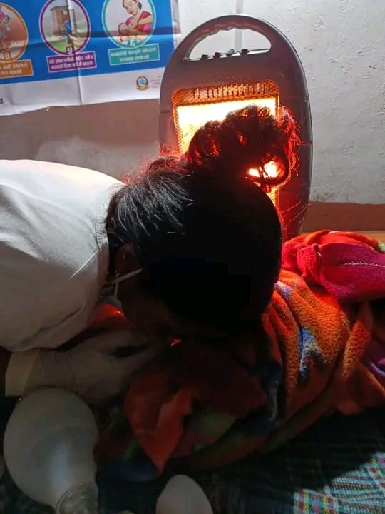 बाजुराकी अनमी थापाले कृत्रिम श्वास दिएर शिशुको ज्यान बचाइन्