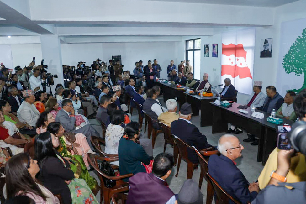 जेनजी आन्दोलनपछि पहिलो पटक कांग्रेसको केन्द्रीय बैठकमा देखिएको चहलपहल (तस्बिरहरु)