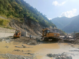 सडक र पुलका रुग्ण ठेक्का तोड्ने प्रक्रिया सुरु, १७ वटा ठेक्का तोडिंदै