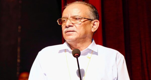 प्रचण्डको आग्रह: राष्ट्रिय एकता र वाम एकताको आवश्यकता