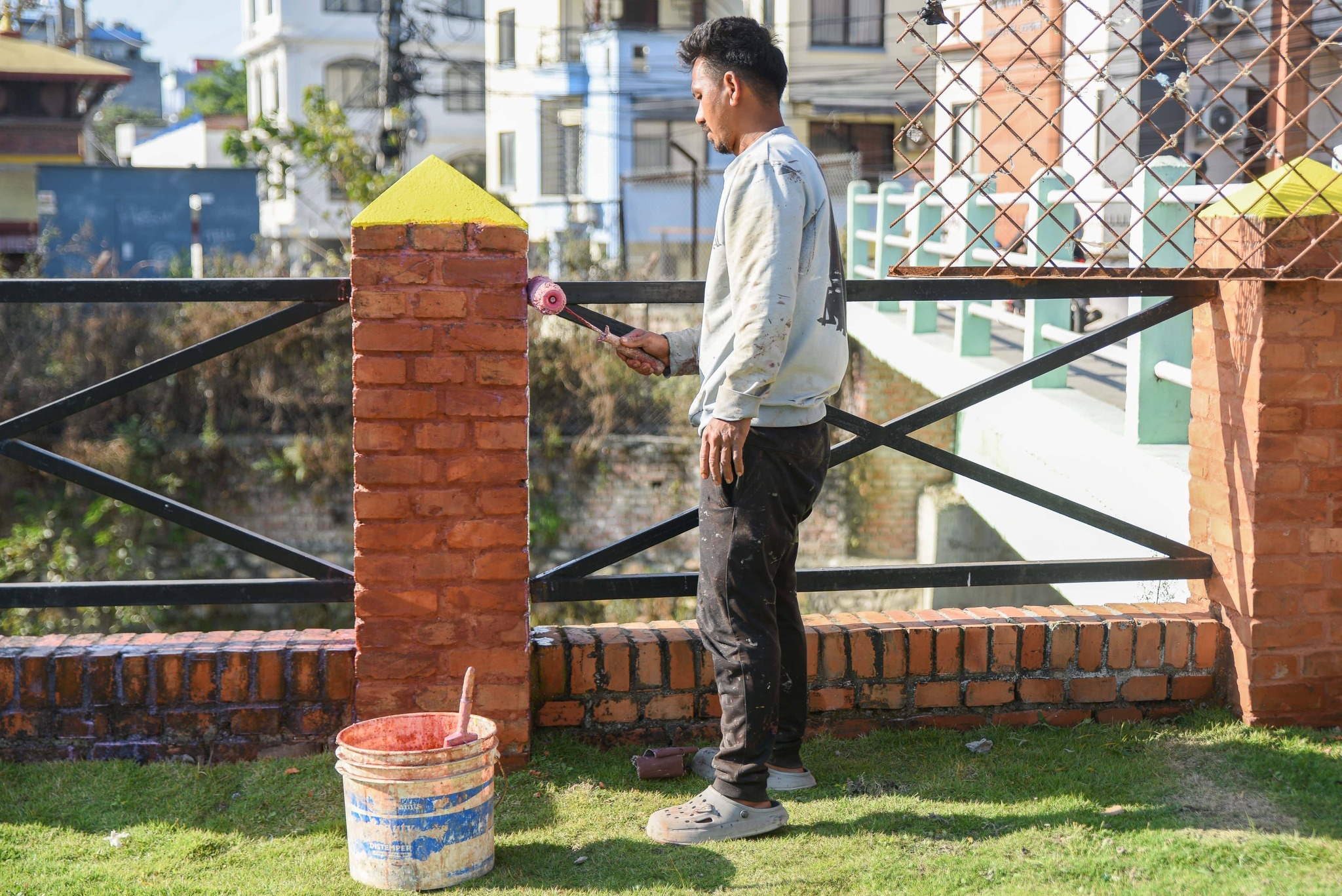 थापाथली नदी किनारमा काठमाडौं महानगरद्वारा सुन्दर पार्क निर्माण