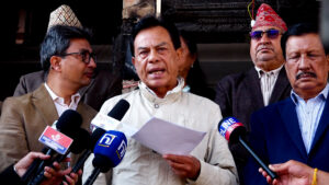 मंसिर महिनाभित्र नै महाधिवेशन गर्नुपर्ने भन्दै कांग्रेस संस्थापन पक्षले बुझाए ज्ञापनपत्र