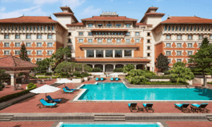 हयात होटलद्वारा सबै कर्मचारी बर्खास्त