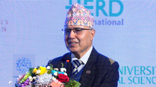 स्वास्थ्य क्षेत्रमा बजेट घट्नु राम्रो होइनः अर्थमन्त्री खनाल