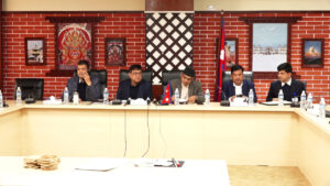 वैदेशिक रोजगारमा हुने ठगी रोक्न श्रम मन्त्रालयले ‘हेल्प टु हेल्प १० सेल’ सञ्चालनमा ल्याउने